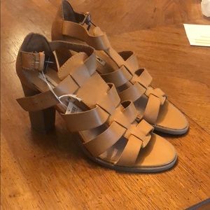 BRAND NEW American eagle heels.